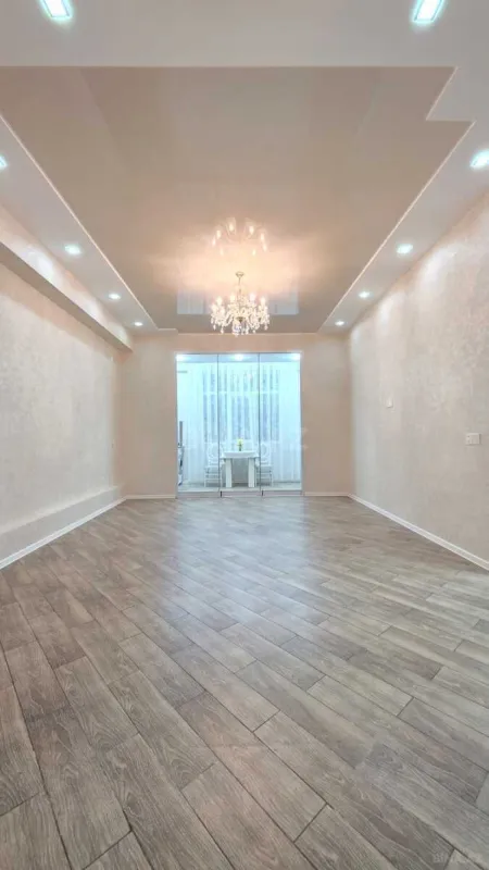 Satılır 3 otaqlı mənzil 94 m²