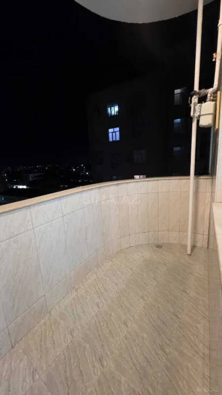 Satılır 3 otaqlı mənzil 94 m²