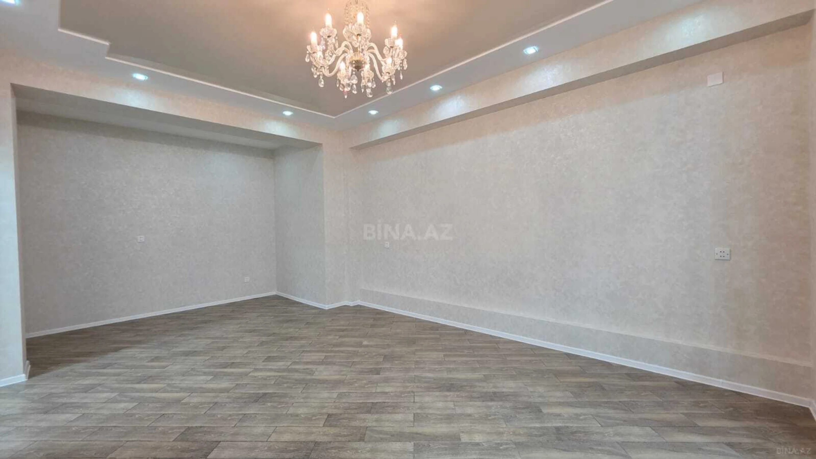 Satılır 3 otaqlı mənzil 94 m²