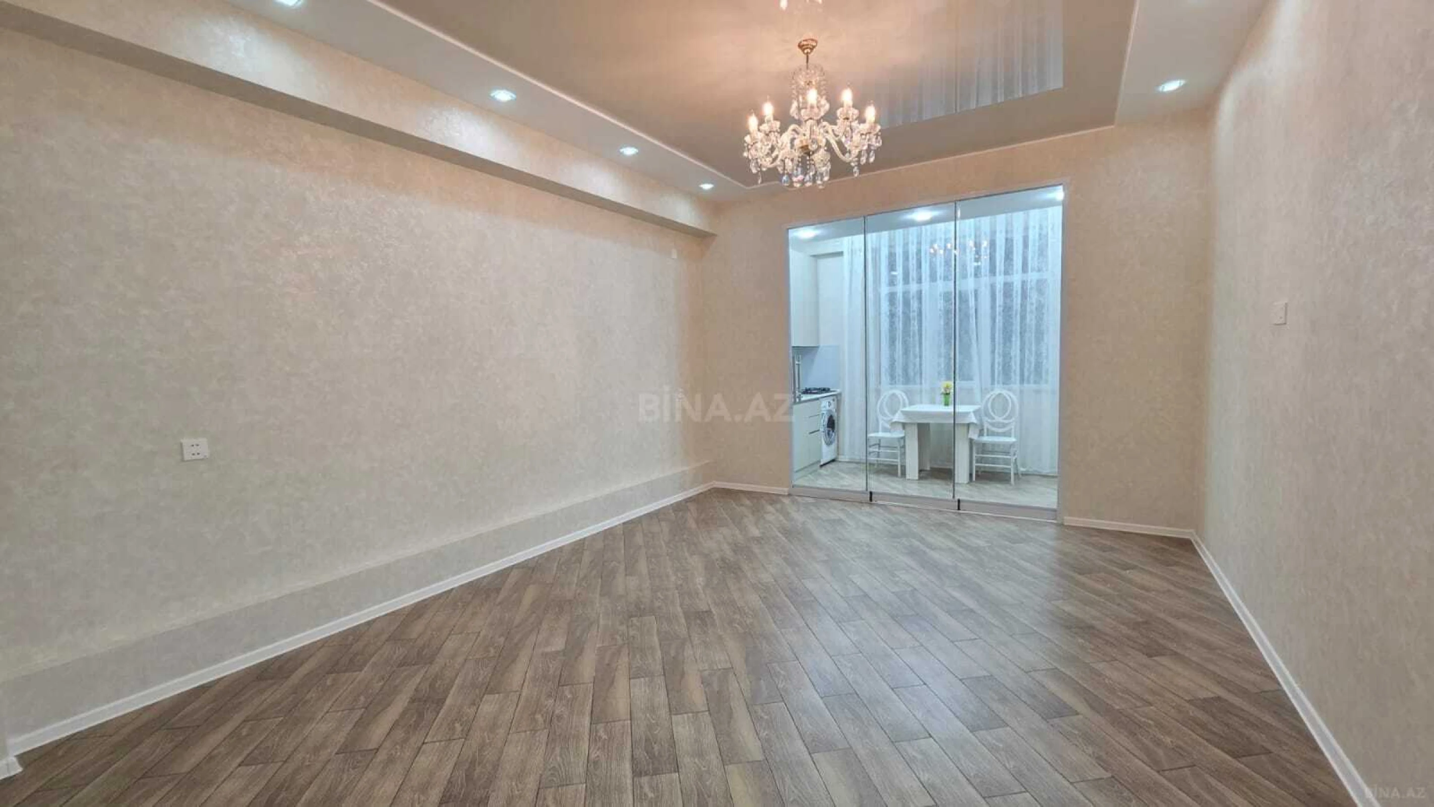 Satılır 3 otaqlı mənzil 94 m²