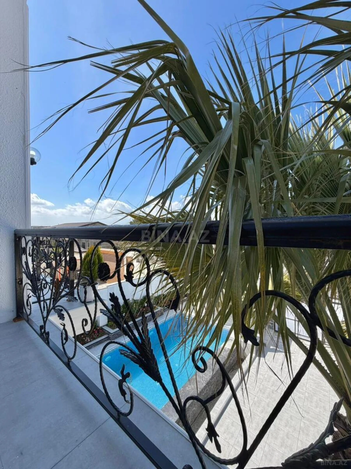 Satılır 4 otaqlı həyət evi 180 m²