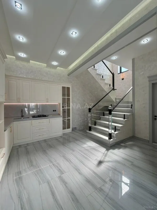 Satılır 4 otaqlı həyət evi 180 m²