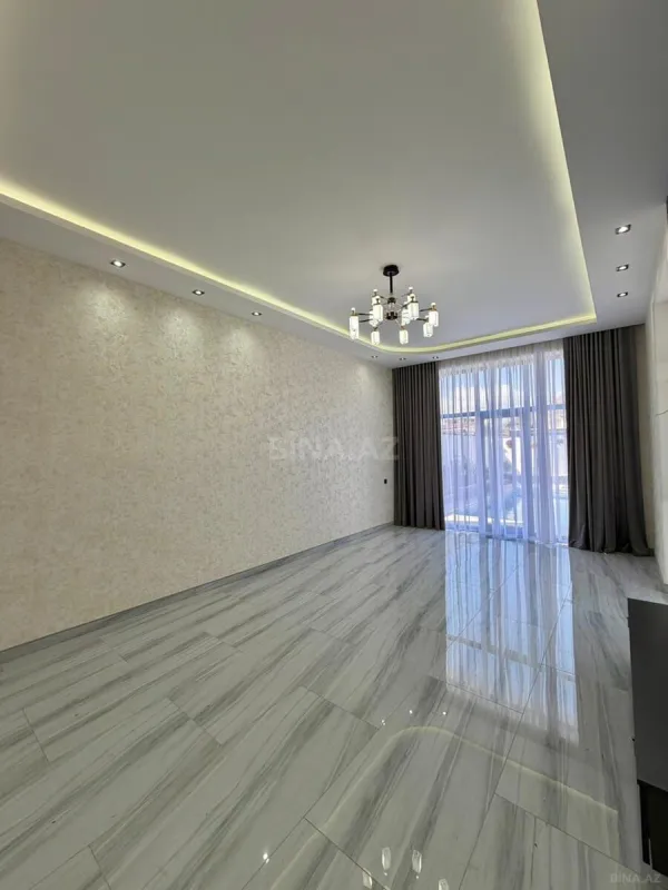 Satılır 4 otaqlı həyət evi 180 m²