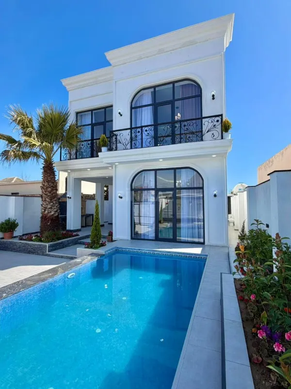 Satılır 4 otaqlı həyət evi 180 m²