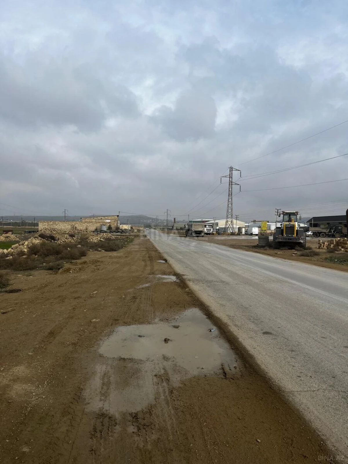 Satılır torpaq sahəsi 10 m²