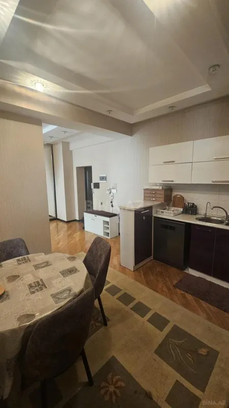 Satılır 3 otaqlı mənzil 81 m²
