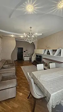 Satılır 3 otaqlı mənzil 81 m²