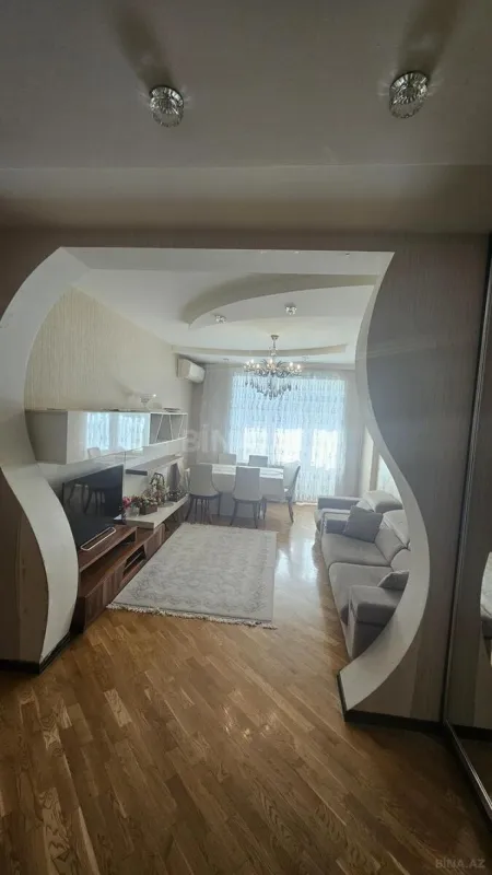 Satılır 3 otaqlı mənzil 81 m²