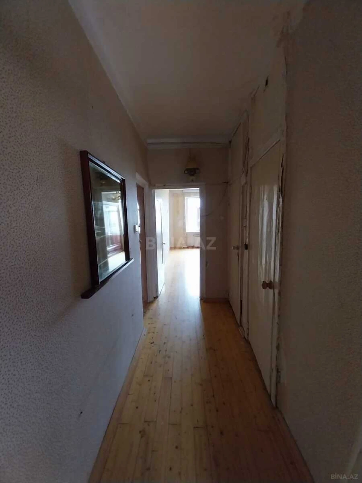 Satılır 1 otaqlı mənzil 36.6 m²