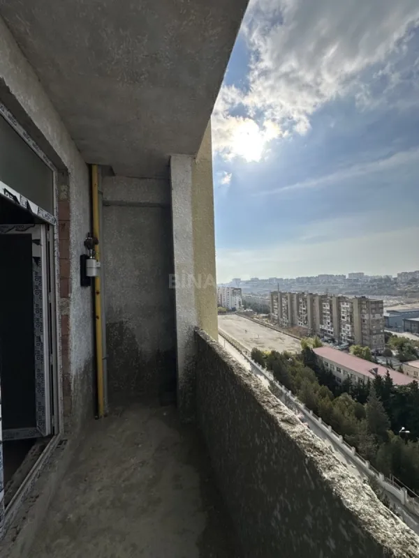 Satılır 1 otaqlı mənzil 72.9 m²