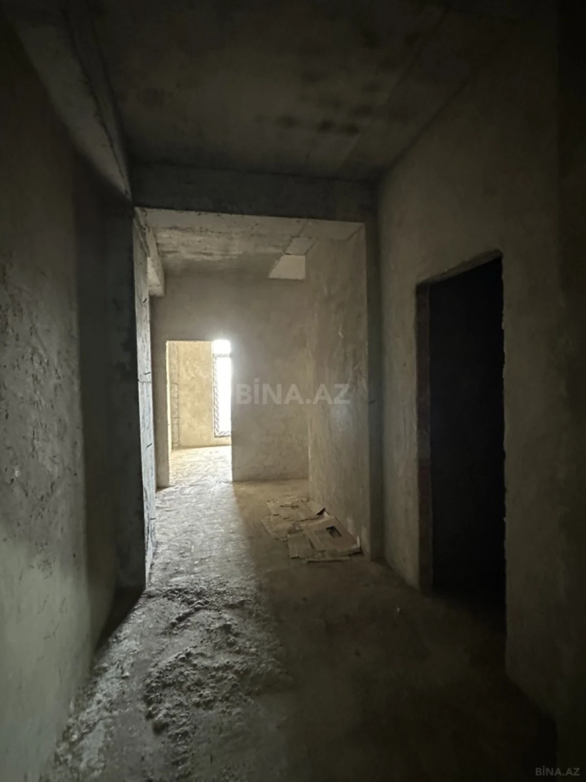 Satılır 1 otaqlı mənzil 72.9 m²