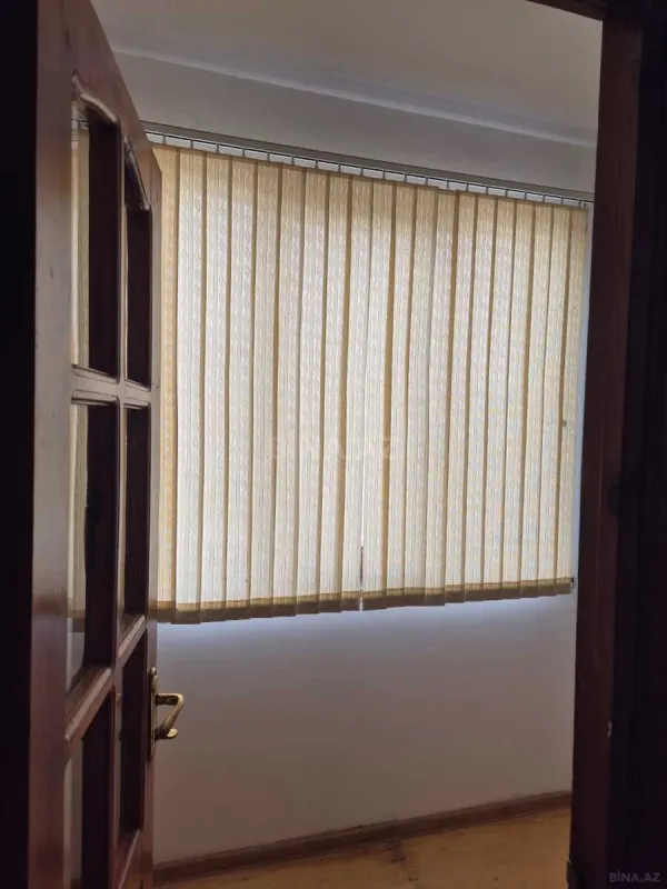 Satılır 2 otaqlı mənzil 68 m²