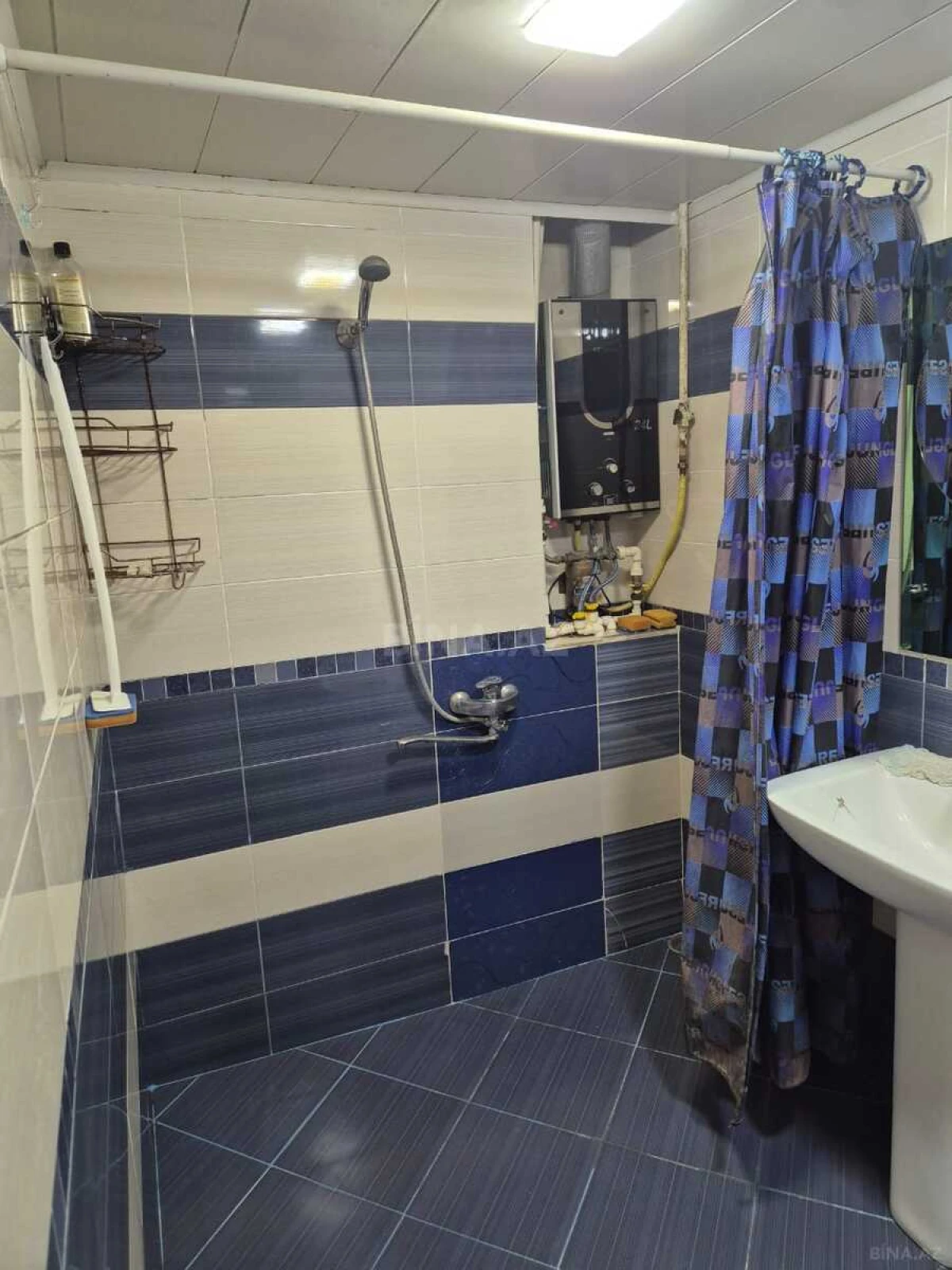 Satılır 2 otaqlı mənzil 68 m²