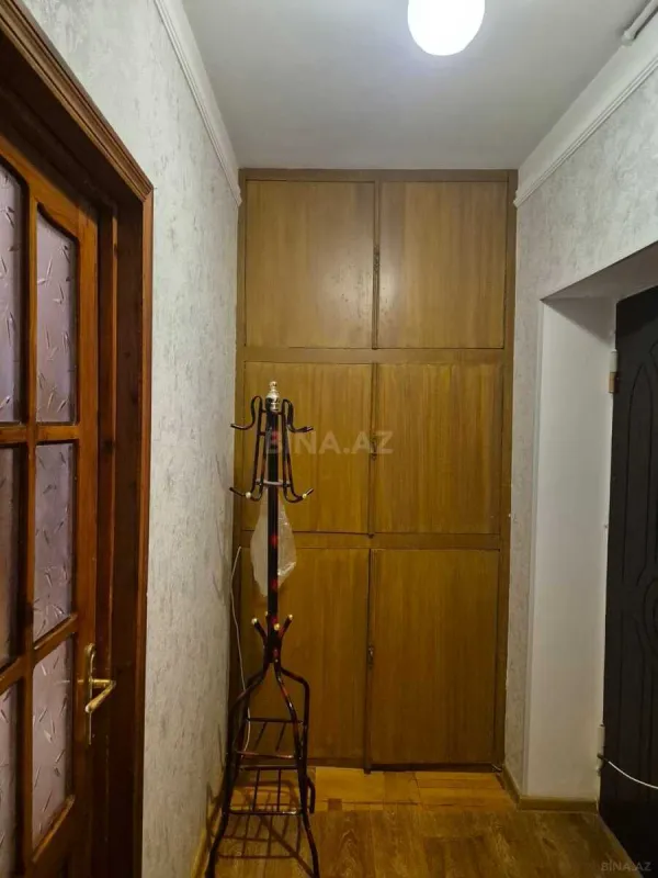 Satılır 2 otaqlı mənzil 68 m²