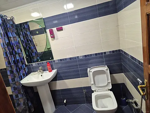 Satılır 2 otaqlı mənzil 68 m²