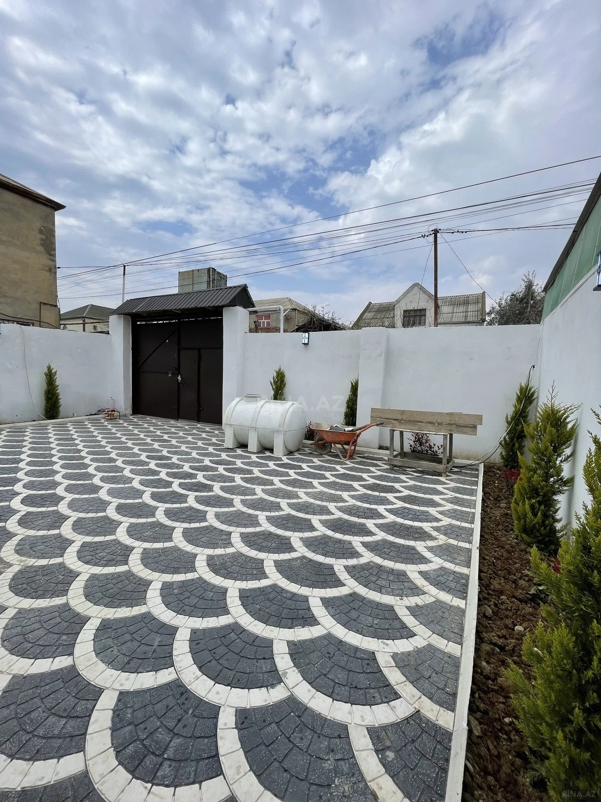 Satılır 3 otaqlı həyət evi 110 m²