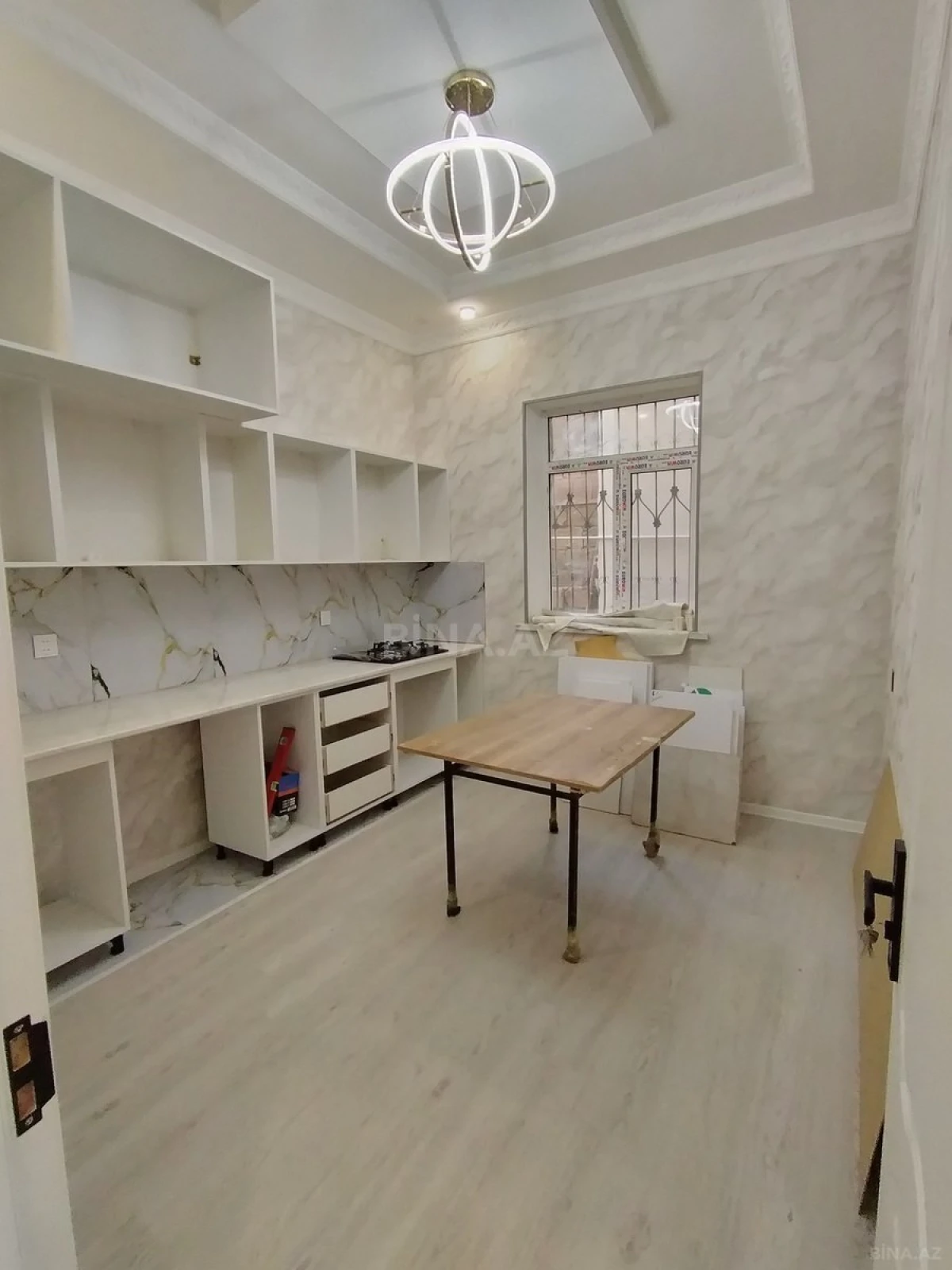 Satılır 5 otaqlı həyət evi 200 m²