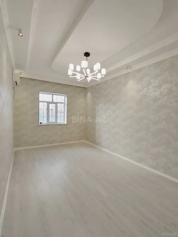 Satılır 5 otaqlı həyət evi 200 m²