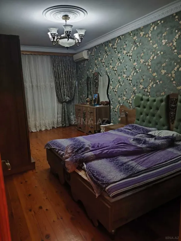 Satılır 5 otaqlı mənzil 105 m²