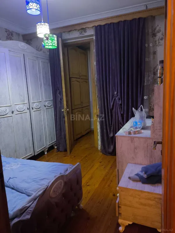 Satılır 5 otaqlı mənzil 105 m²