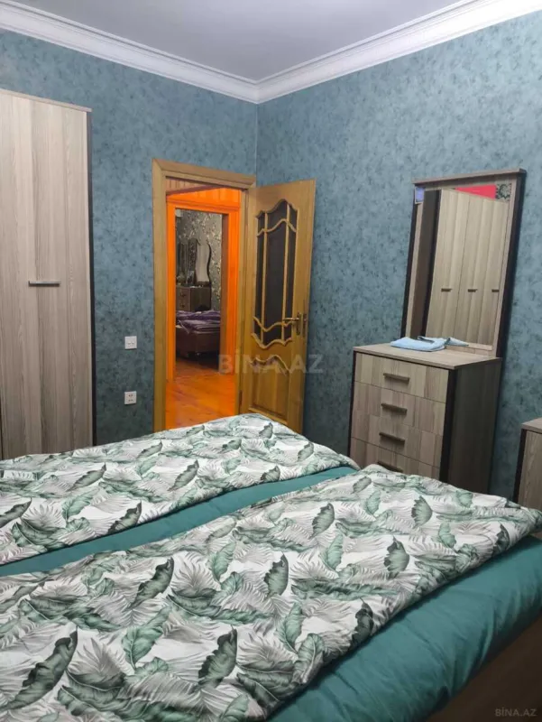 Satılır 5 otaqlı mənzil 105 m²