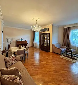 Kirayə verilir 3 otaqlı mənzil 120 m²