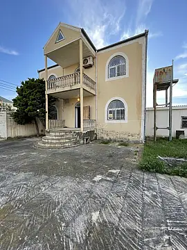 Satılır 5 otaqlı həyət evi 170 m²