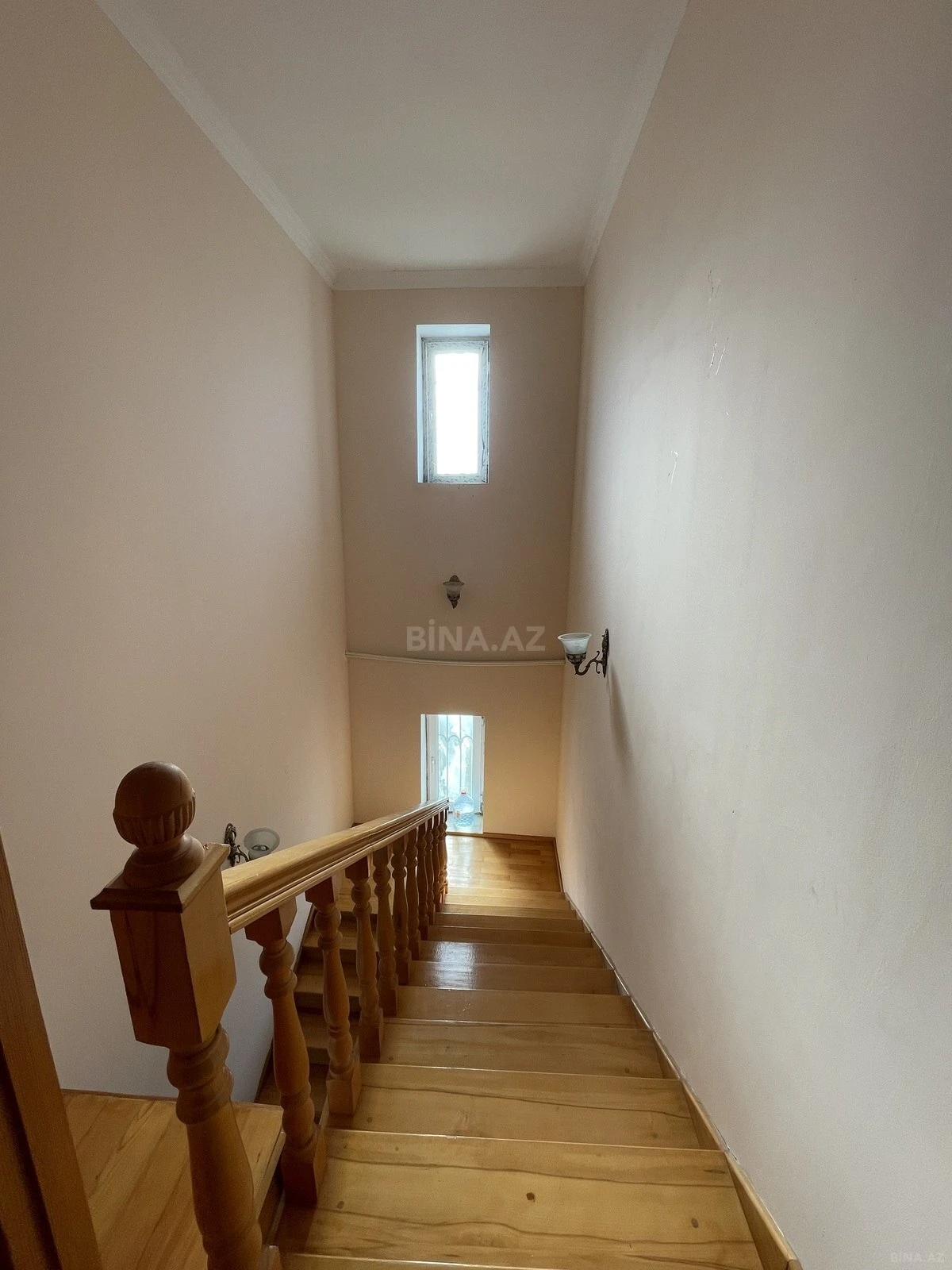 Satılır 5 otaqlı həyət evi 170 m²