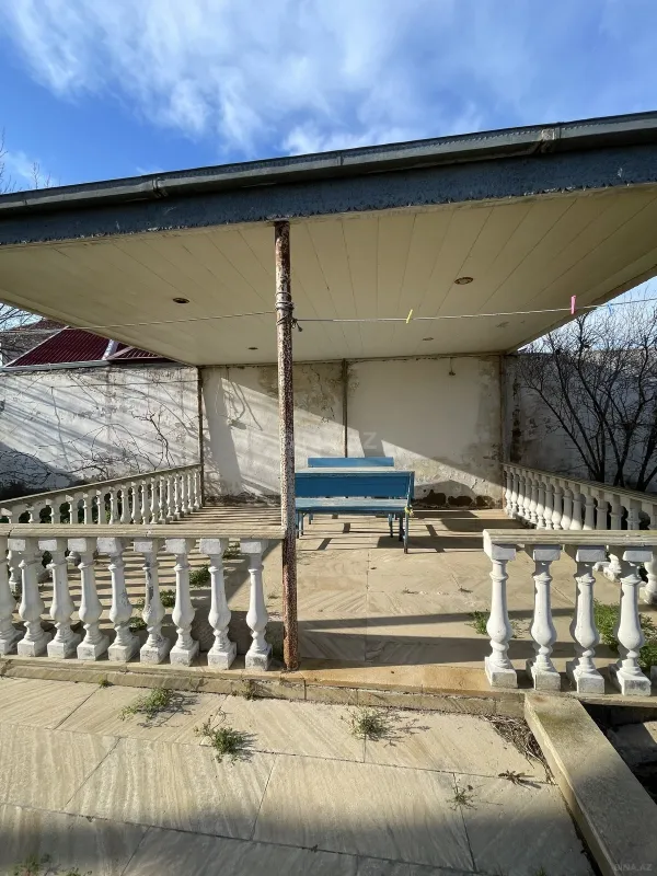 Satılır 5 otaqlı həyət evi 170 m²