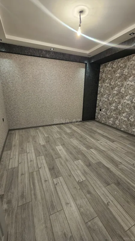 Satılır 2 otaqlı mənzil 68 m²