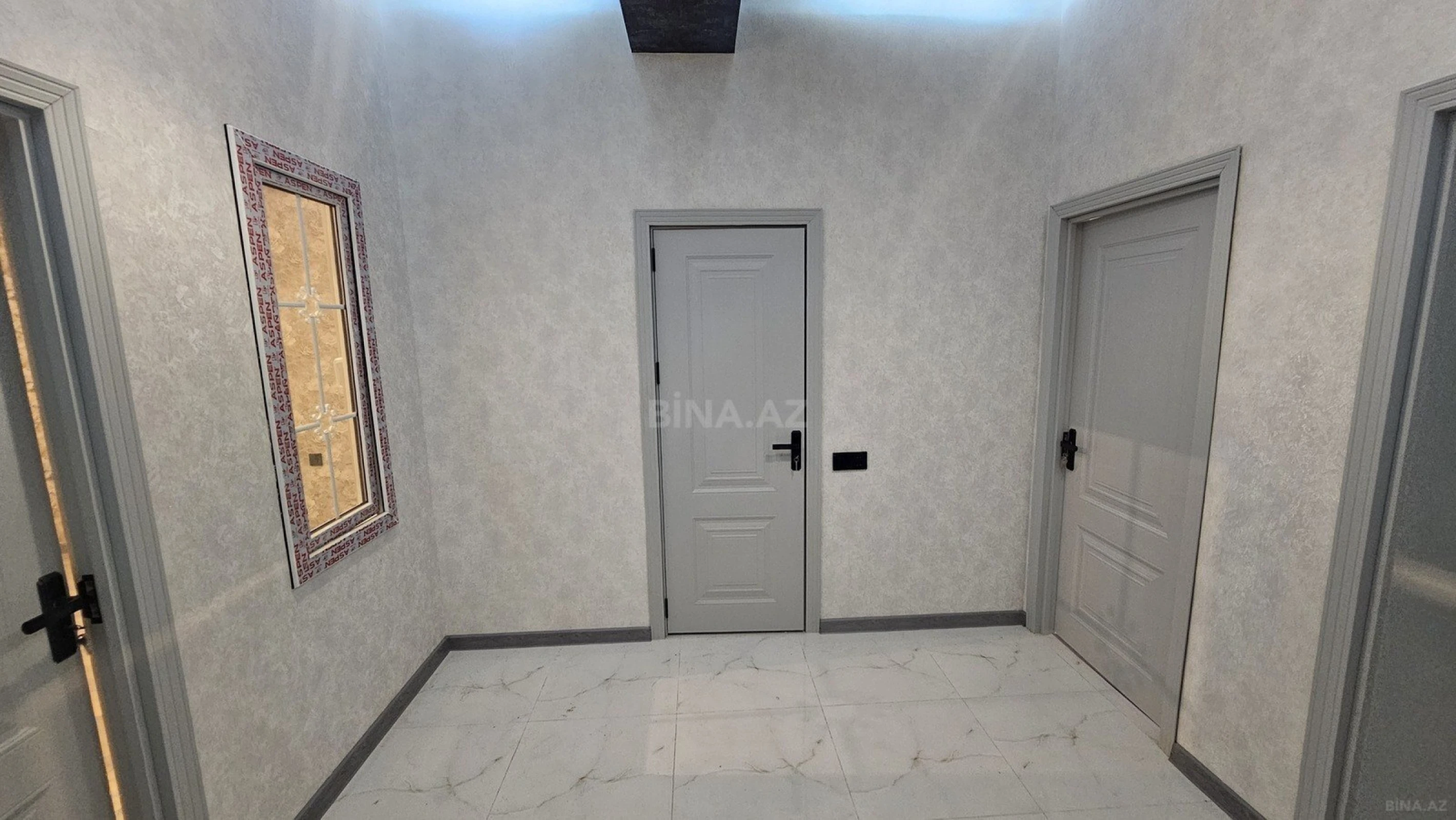 Satılır 2 otaqlı mənzil 68 m²