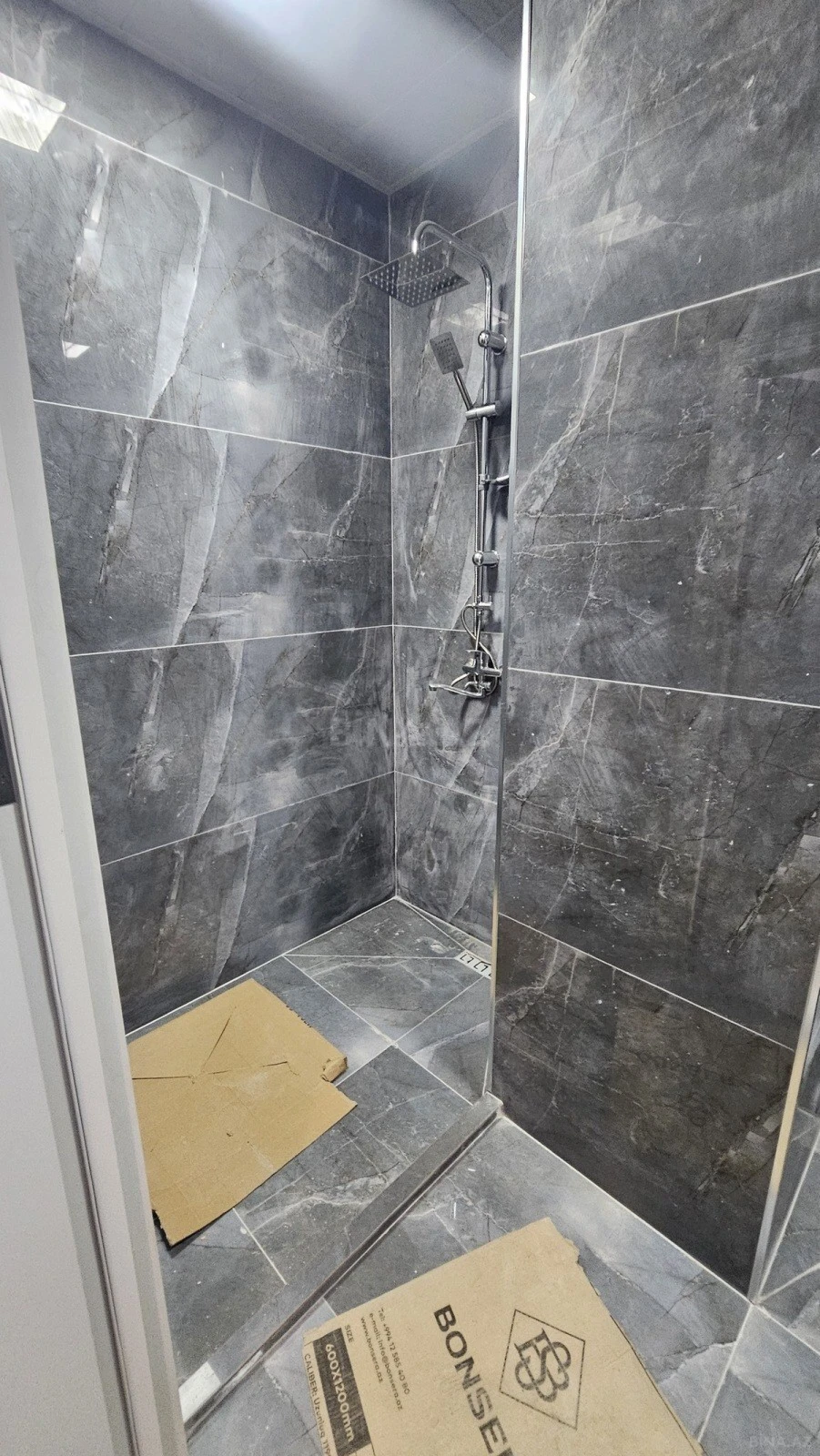 Satılır 2 otaqlı mənzil 68 m²
