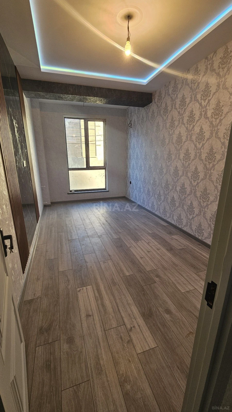 Satılır 2 otaqlı mənzil 68 m²