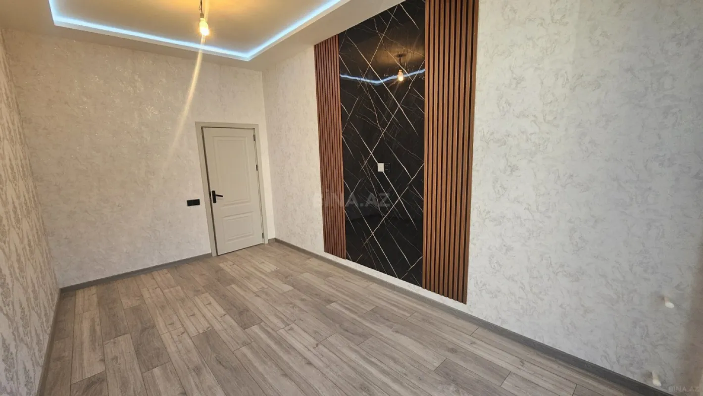 Satılır 2 otaqlı mənzil 68 m²