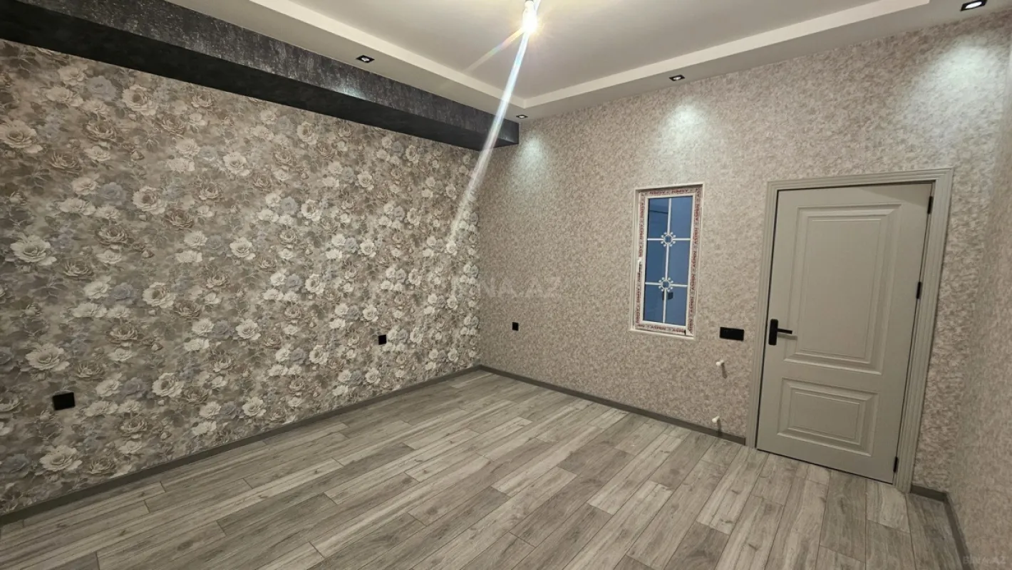 Satılır 2 otaqlı mənzil 68 m²