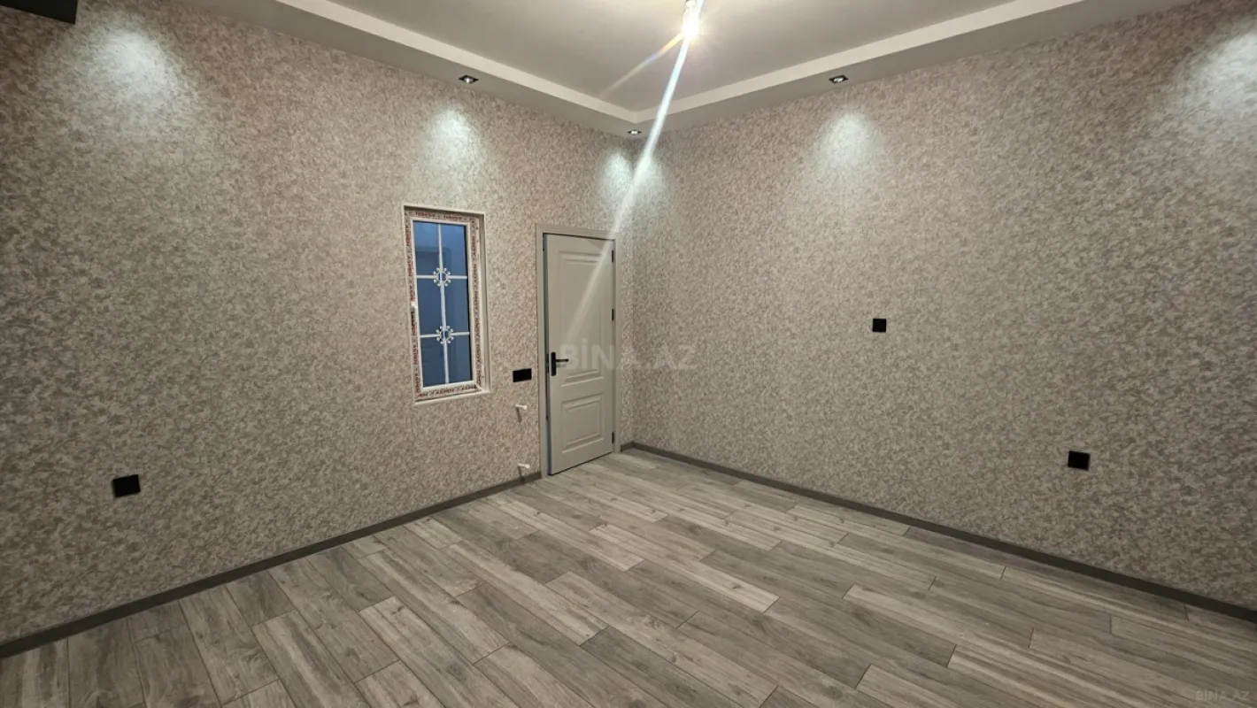 Satılır 2 otaqlı mənzil 68 m²