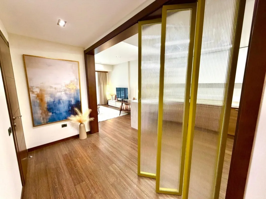 Satılır 3 otaqlı mənzil 162 m²