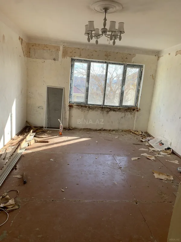 Satılır 2 otaqlı mənzil 54 m²