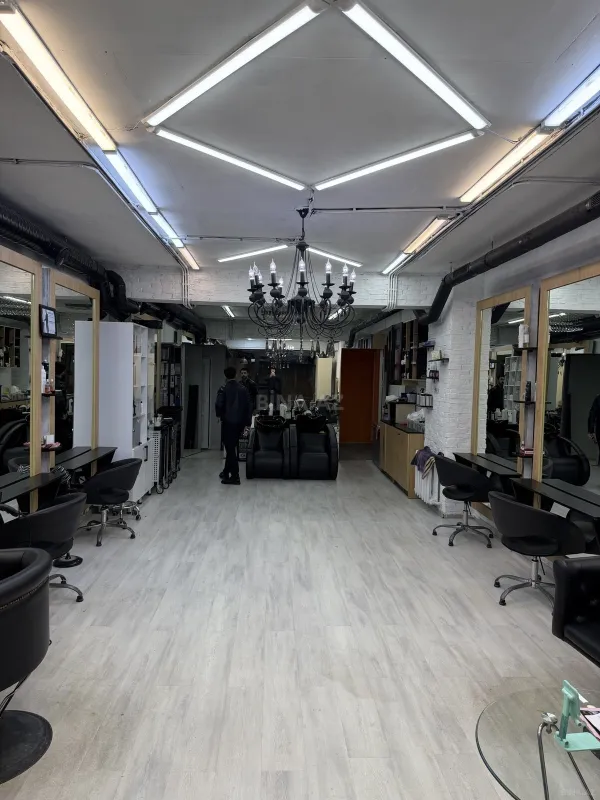 Kirayə verilir obyekt 155 m²