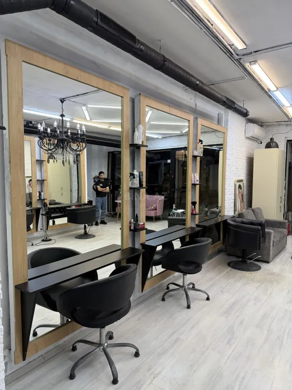 Kirayə verilir obyekt 155 m²