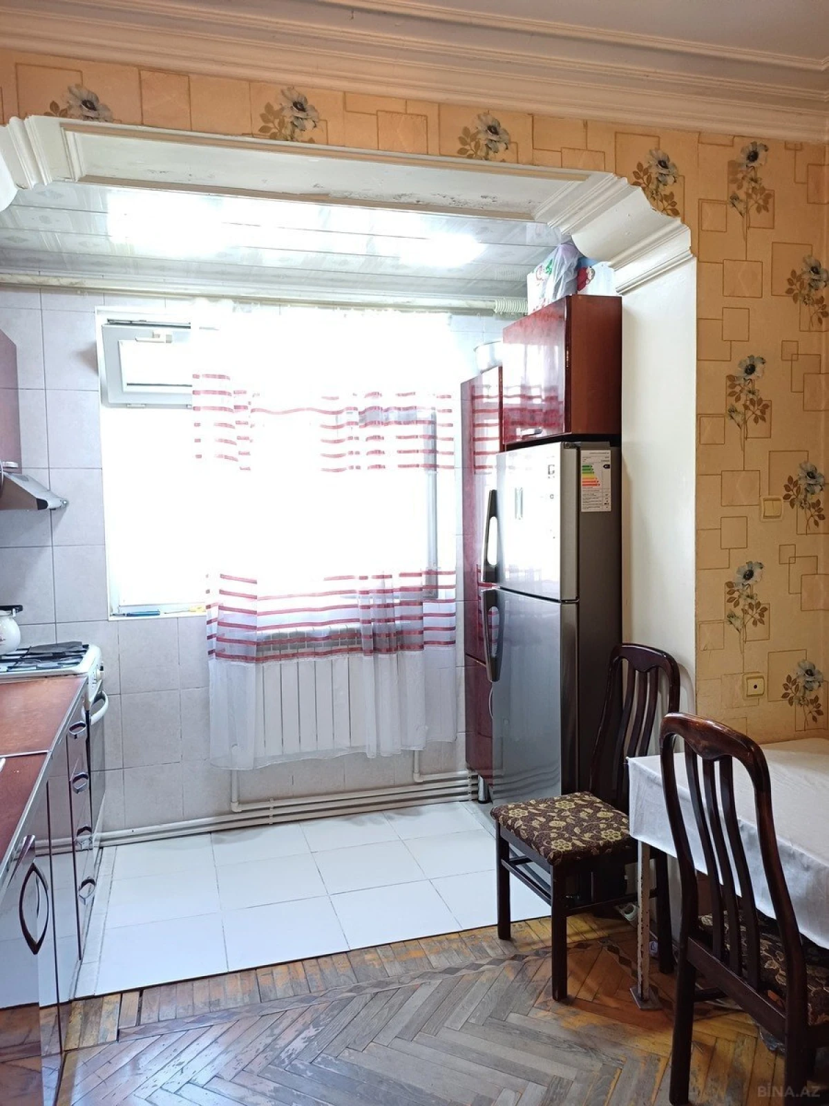 Satılır 5 otaqlı mənzil 110 m²