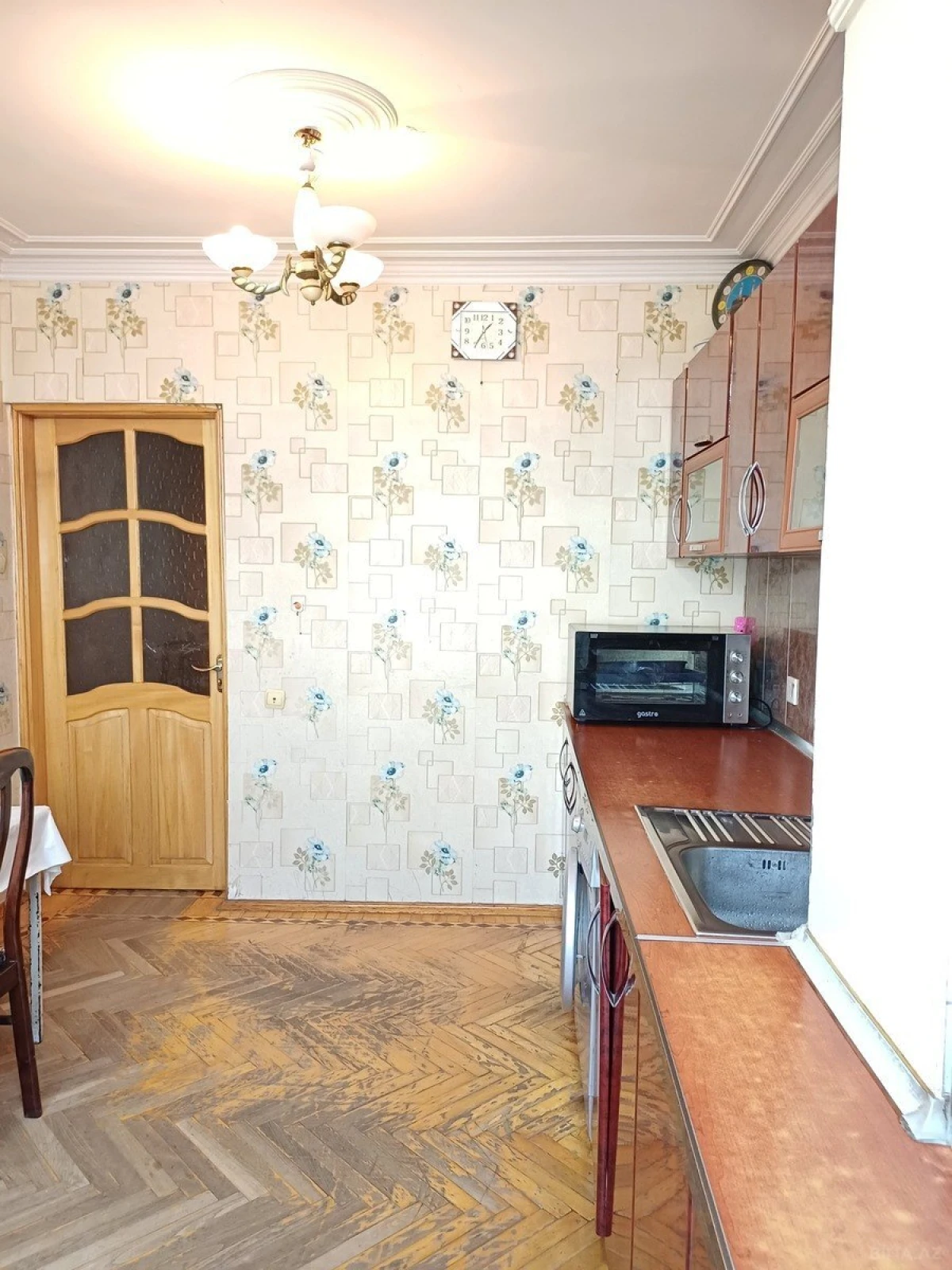 Satılır 5 otaqlı mənzil 110 m²