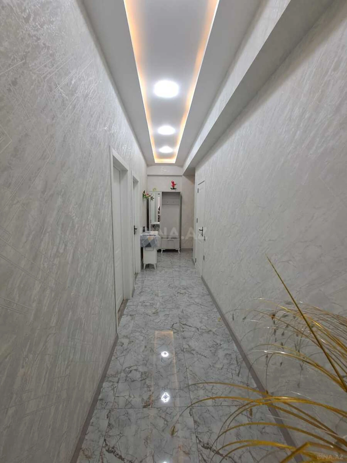 Satılır 3 otaqlı mənzil 78 m²