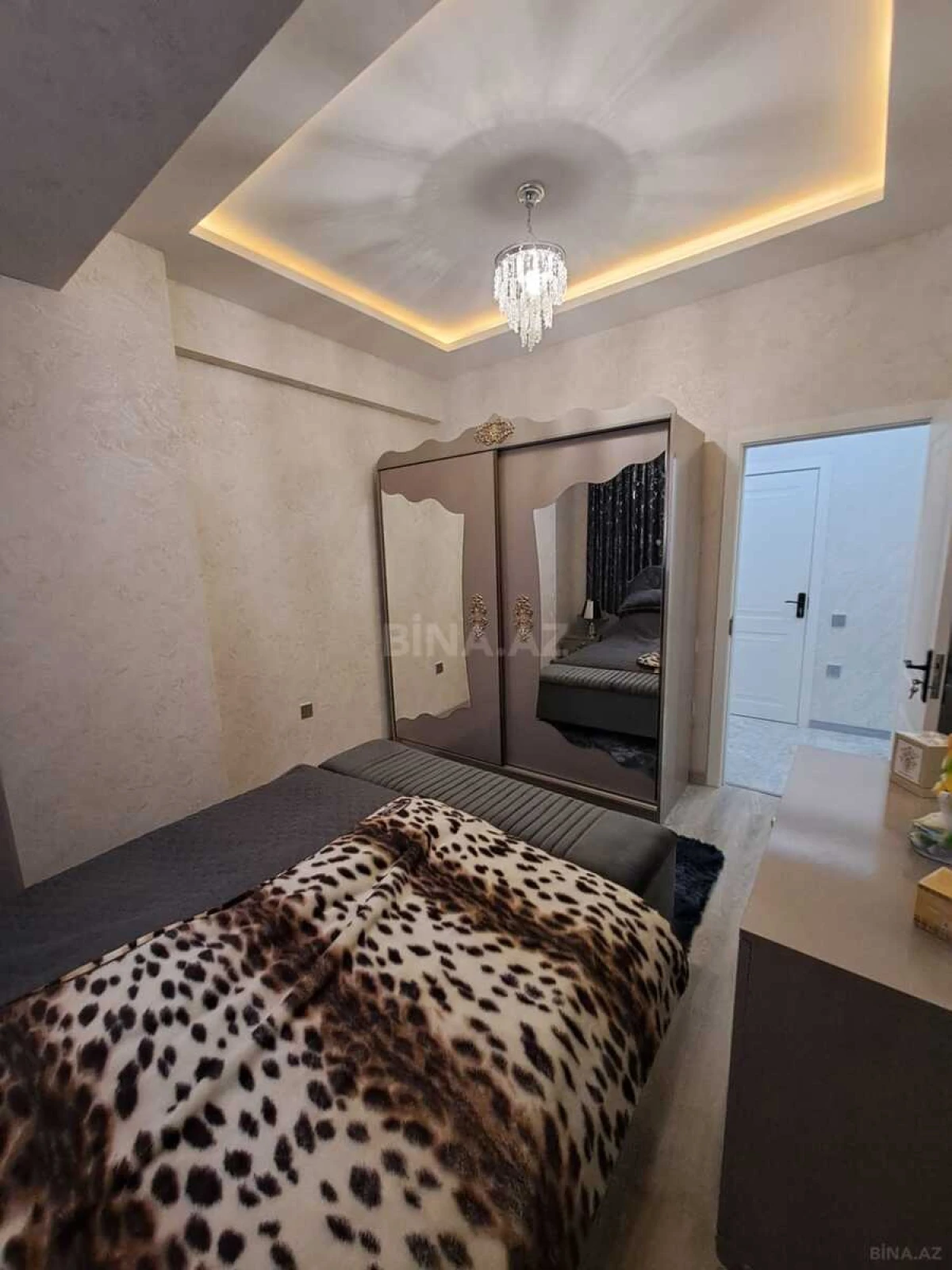 Satılır 3 otaqlı mənzil 78 m²