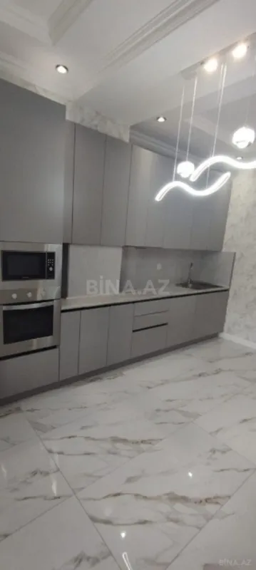 Satılır 2 otaqlı mənzil 95 m²