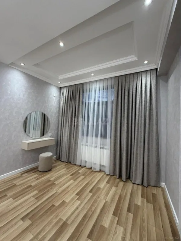 Satılır 2 otaqlı mənzil 95 m²