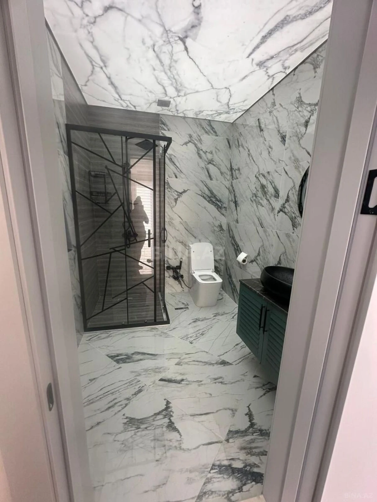 Kirayə verilir 4 otaqlı həyət evi 250 m²