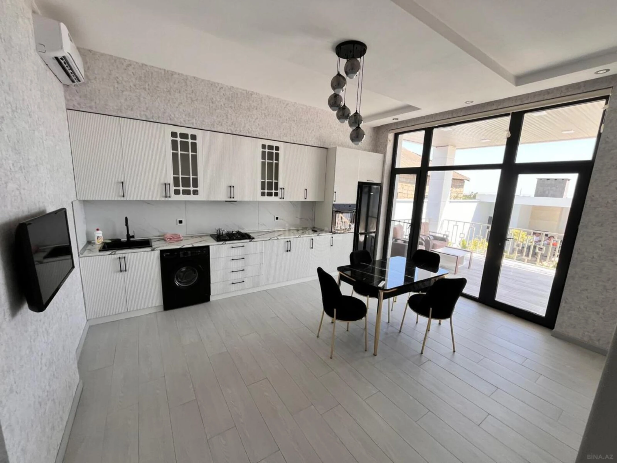 Kirayə verilir 3 otaqlı həyət evi 250 m²