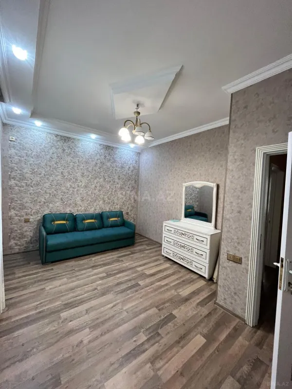 Kirayə verilir 4 otaqlı həyət evi 200 m²