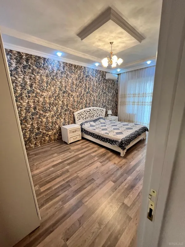 Kirayə verilir 4 otaqlı həyət evi 200 m²